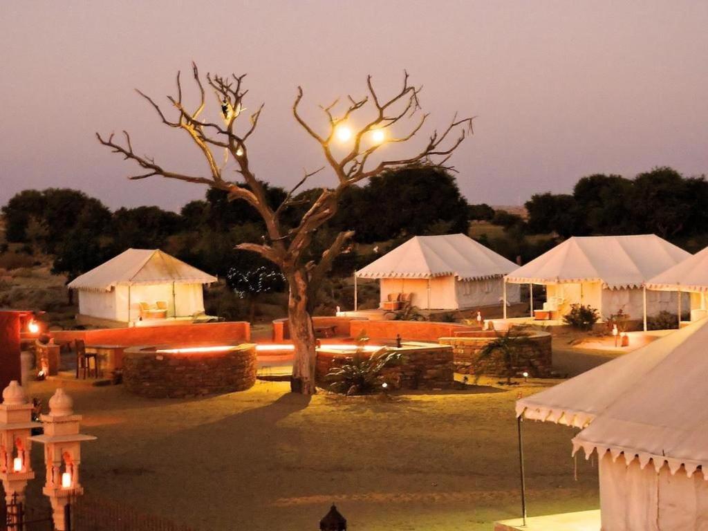 Golden Sandstone Hotel Desert Safari Camp Jaisalmer Bagian luar foto