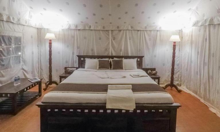 Golden Sandstone Hotel Desert Safari Camp Jaisalmer Bagian luar foto