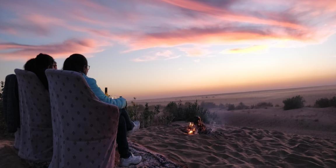 Golden Sandstone Hotel Desert Safari Camp Jaisalmer Bagian luar foto